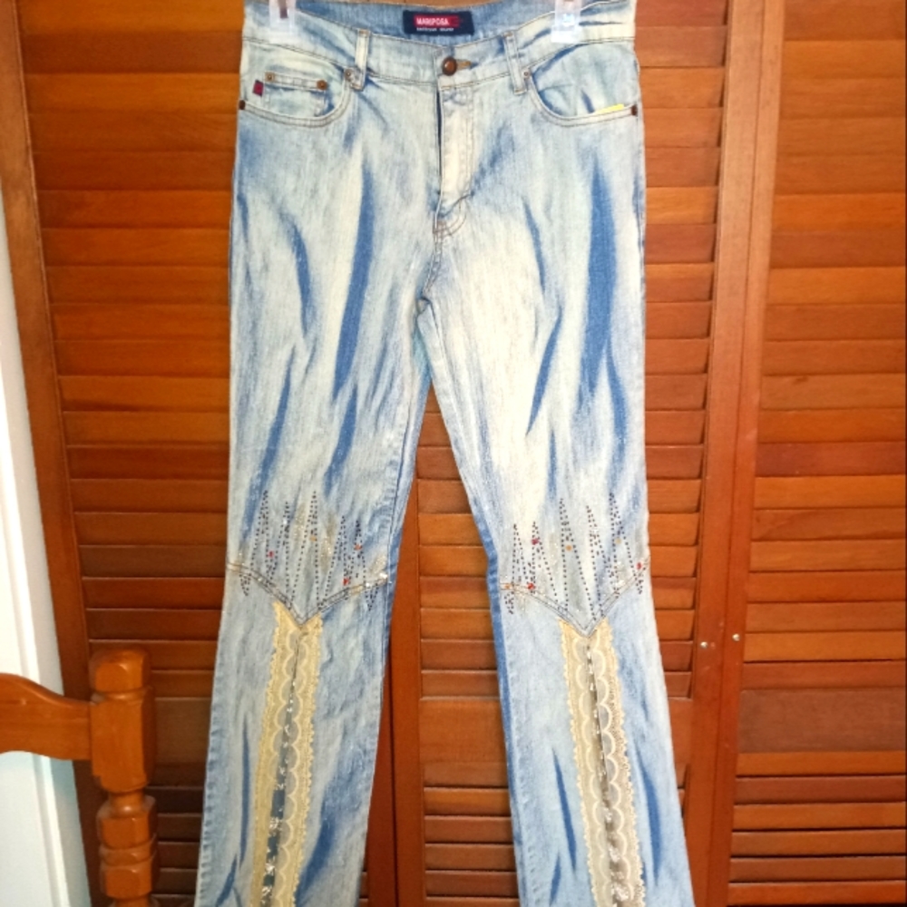 Artsy hippie boho embroidery, slit leg, jeans 7